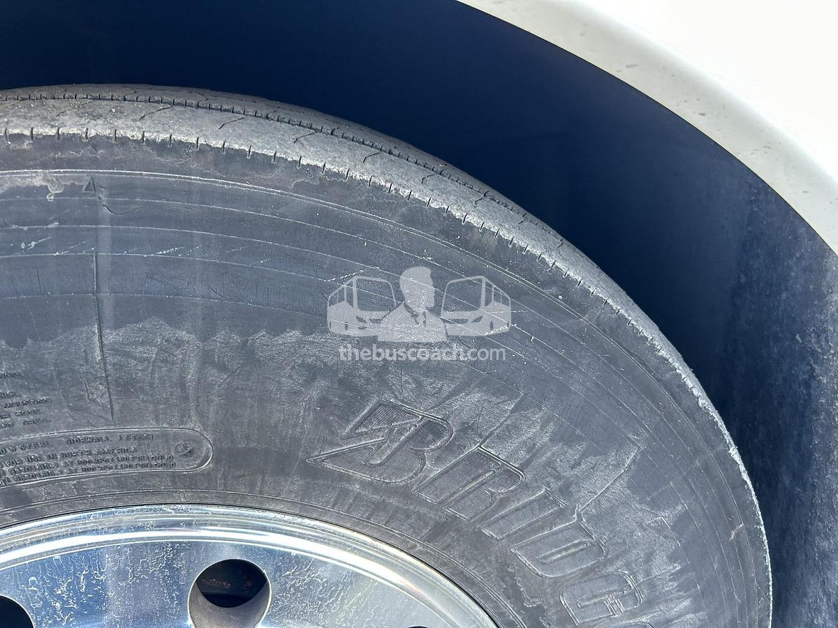 Used 2014 VOLVO 9700 ADA