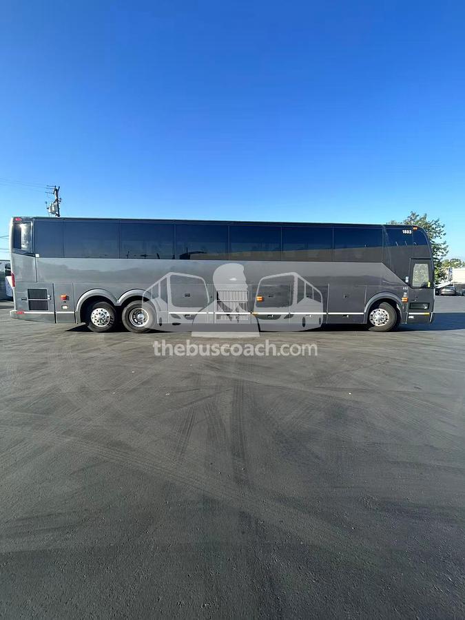 Used 2017 PREVOST H3-45