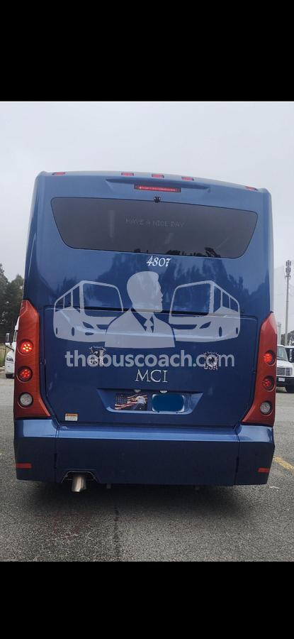 Used 2020 MCI J4500