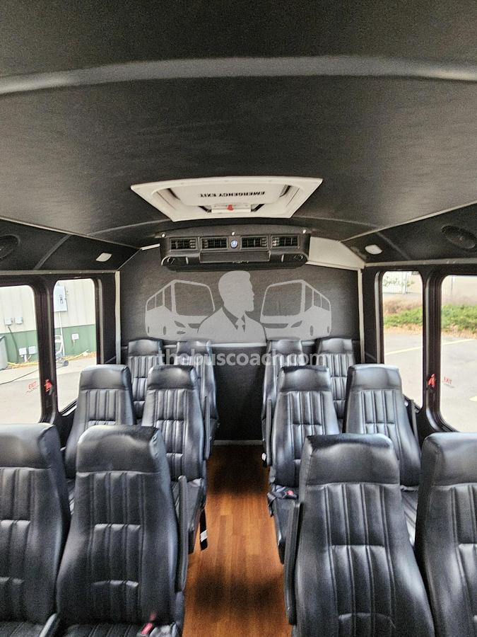 Used 2015 CHAMPION E450 Challenger