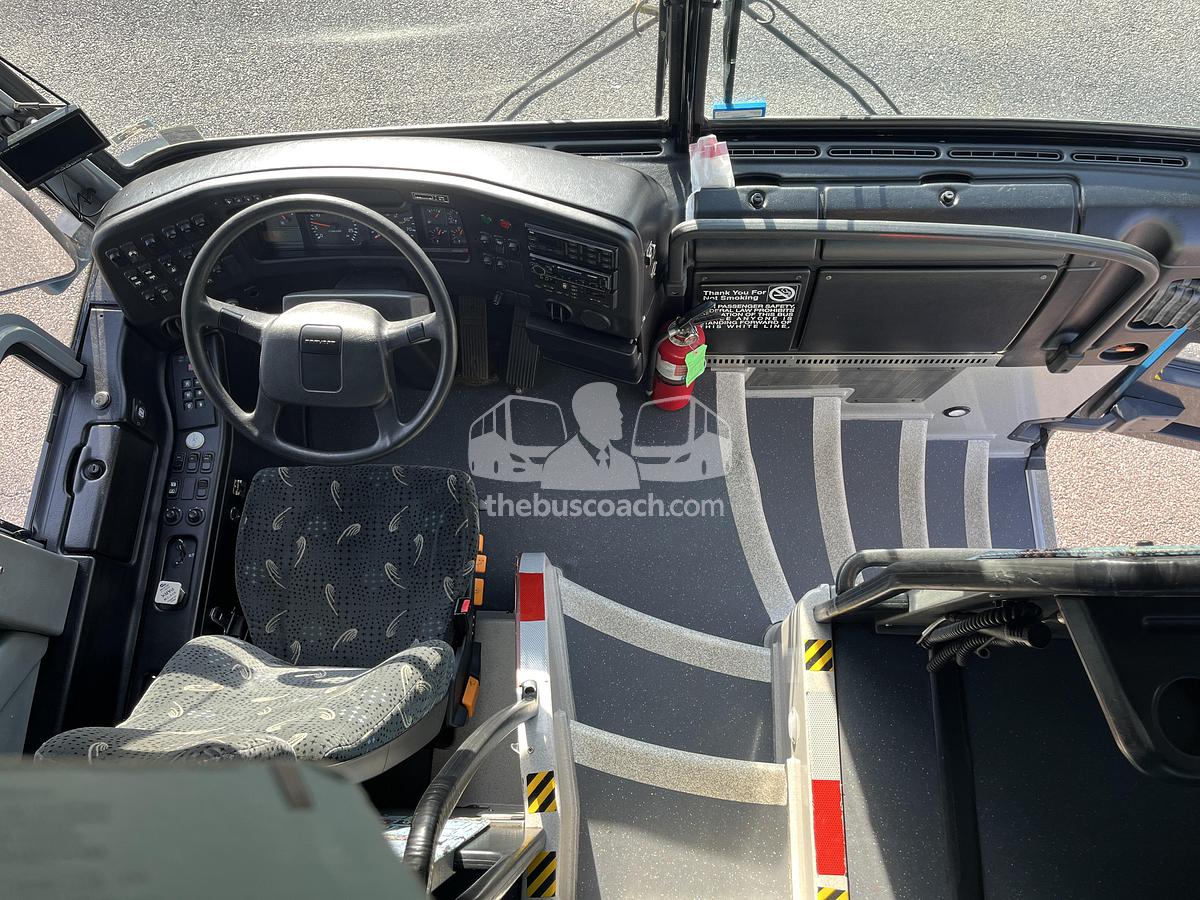 Used 2006 PREVOST H3-45 ADA