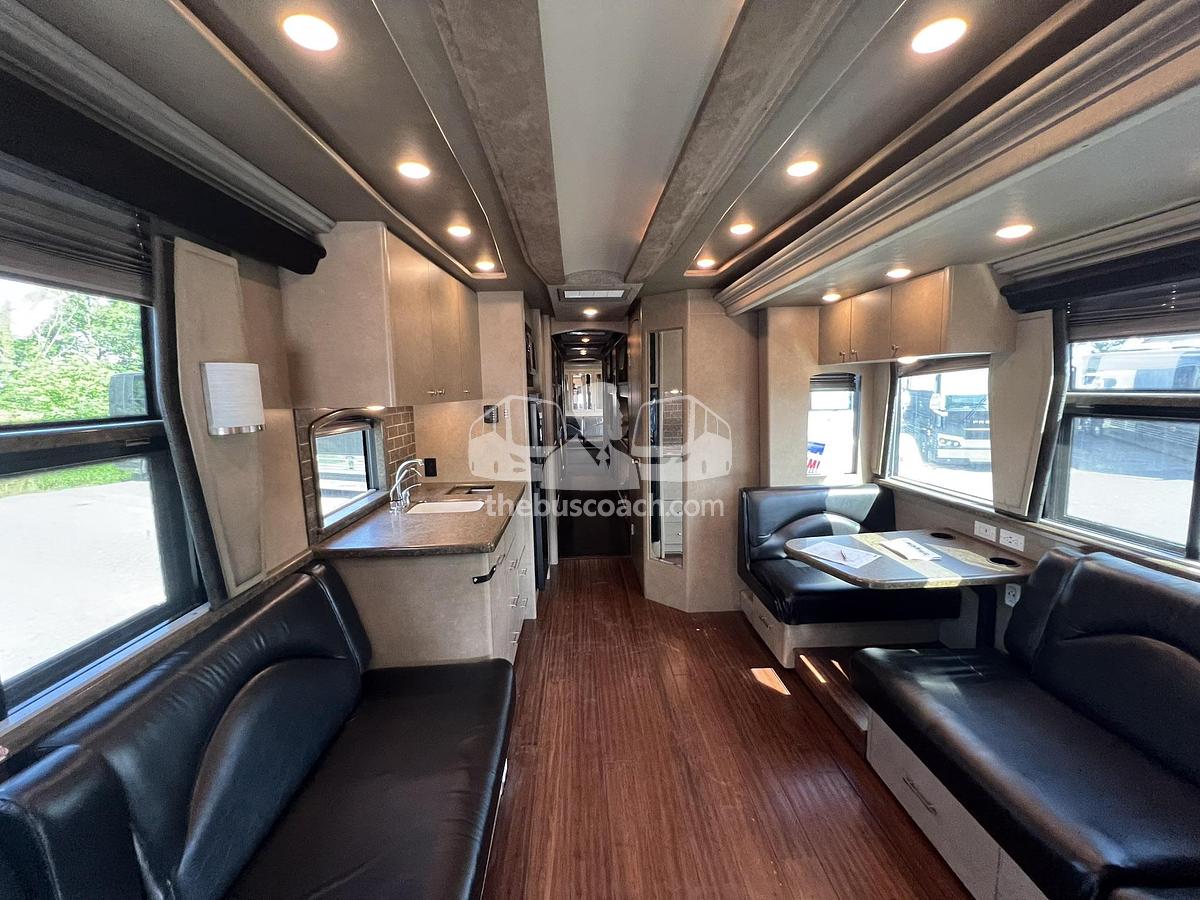 Used 2006 PREVOST XLII Entertainer Willie