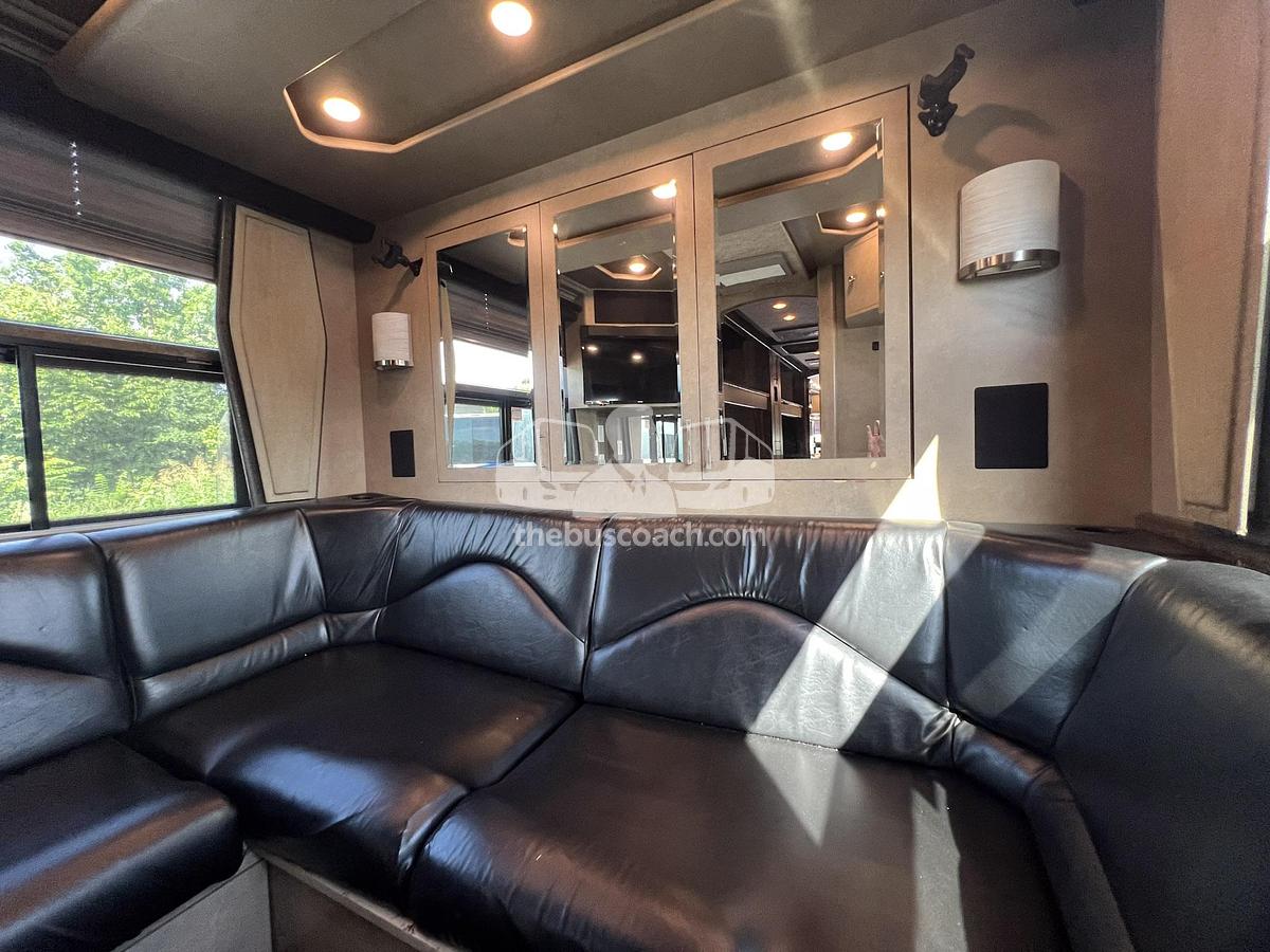 Used 2006 PREVOST XLII Entertainer Willie