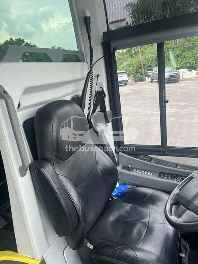 Used 2019 VOLVO 9700