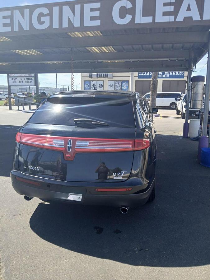 Used 2013 Lincoln MKT