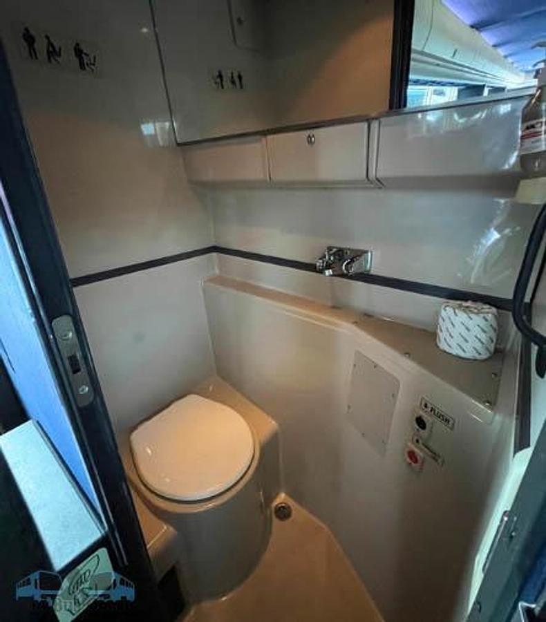 Used 2015 PREVOST H3-45