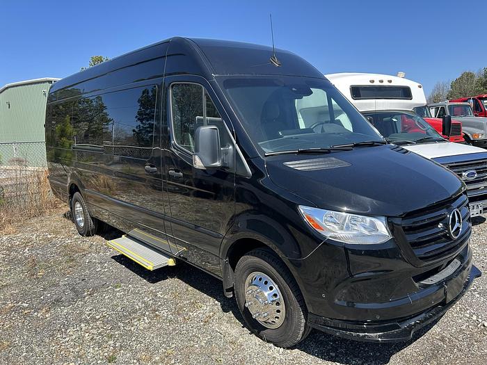 Used 2023 MERCEDES BENZ Sprinter 3500XD