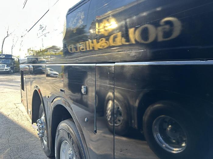 Used 2018 VOLVO 9700