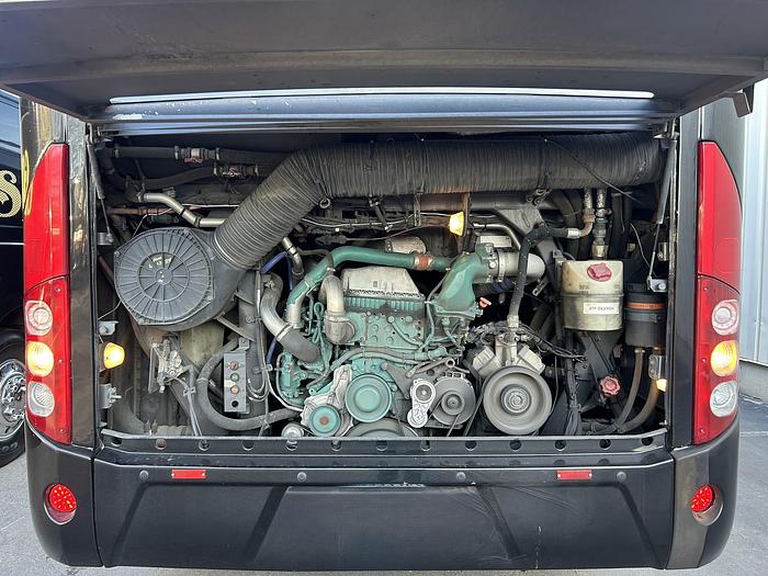 Used 2018 VOLVO 9700