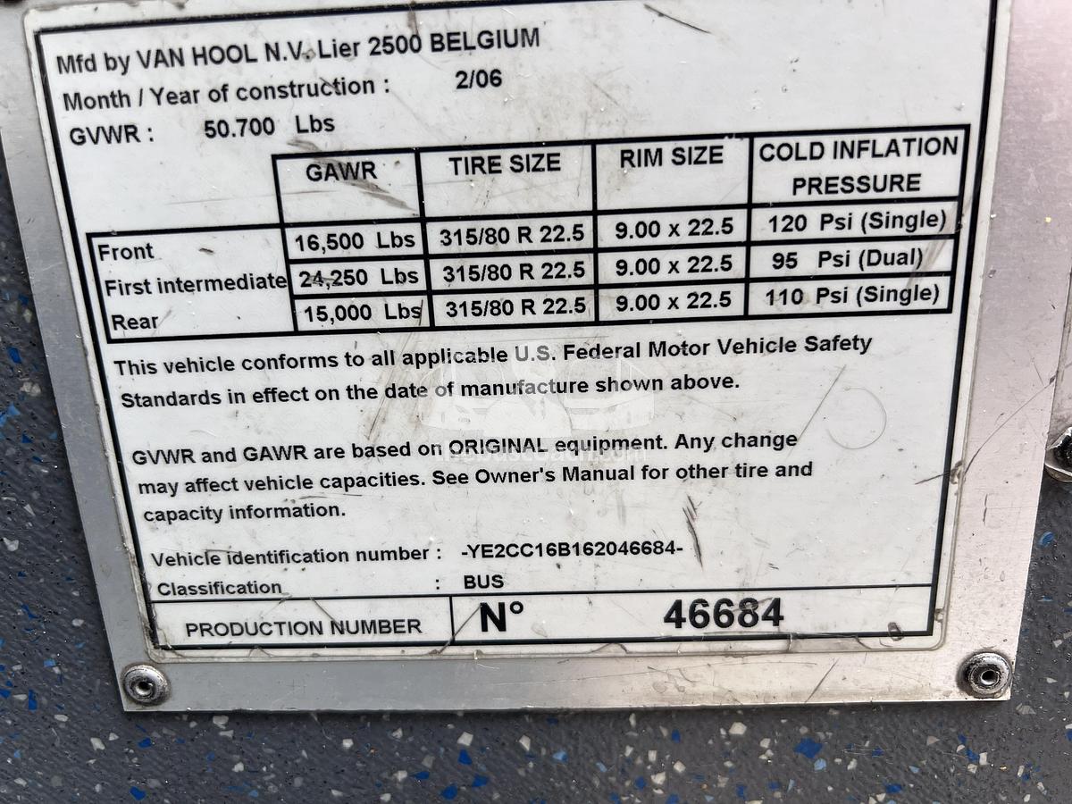 Used 2006 VAN HOOL C2045