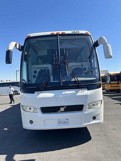 Used 2017 VOLVO 9700