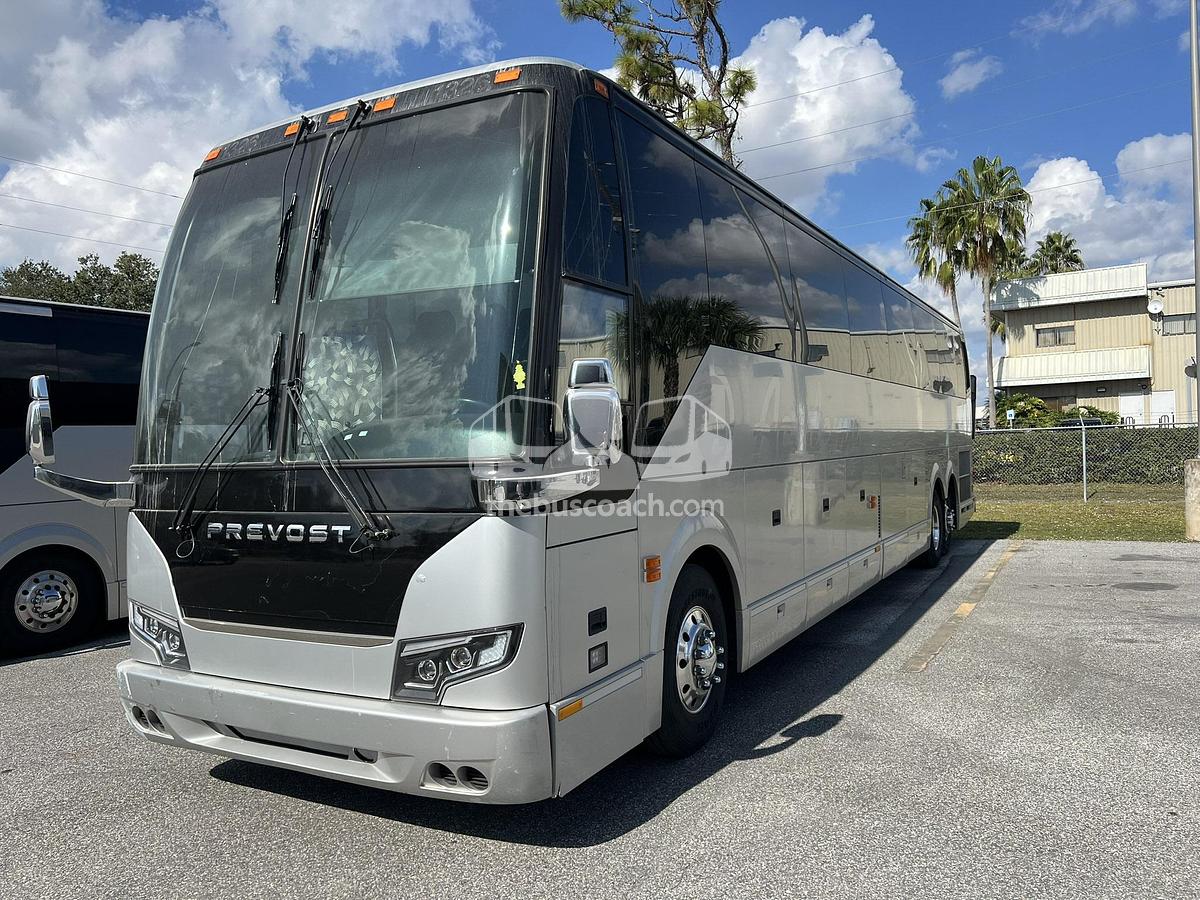Used 2014 PREVOST H3-45