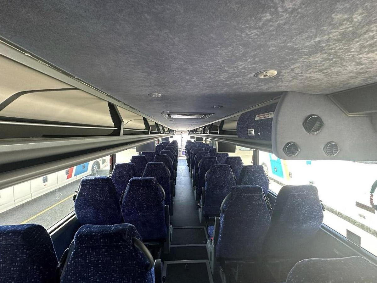 Used 2015 VAN HOOL CX45 ADA