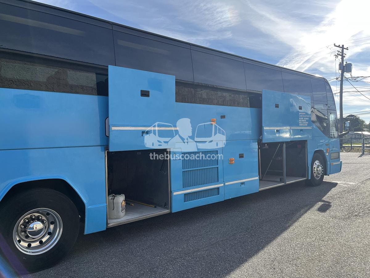 Used 2006 PREVOST H3-45 ADA