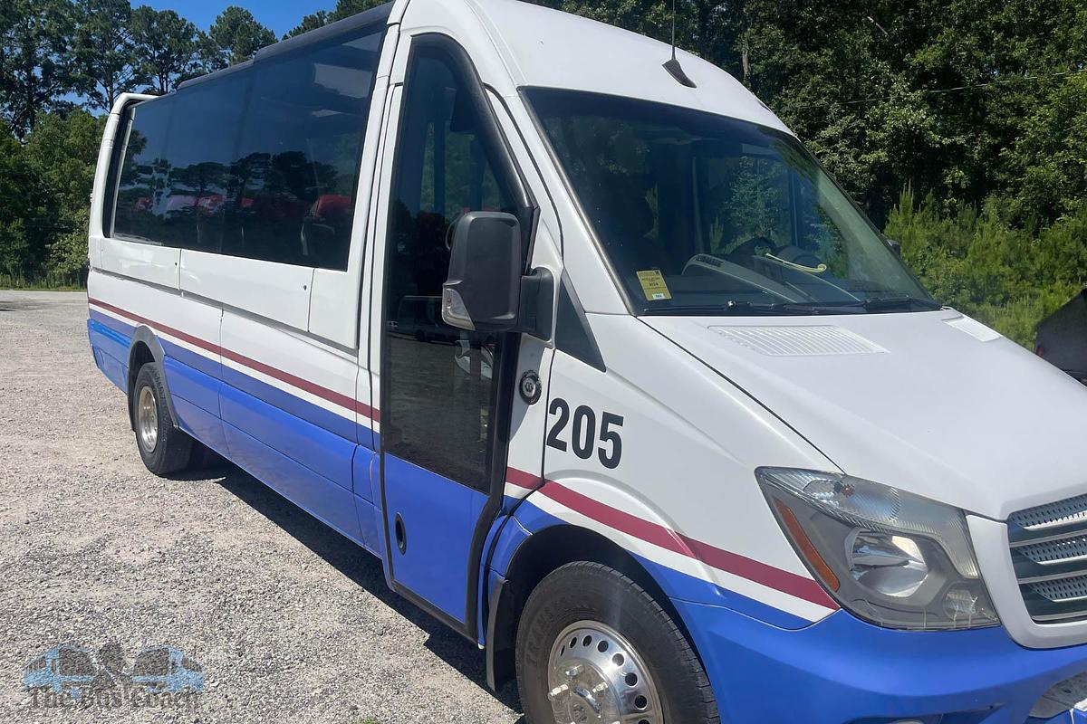 Used 2019 MERCEDES BENZ Sprinter CALECHE