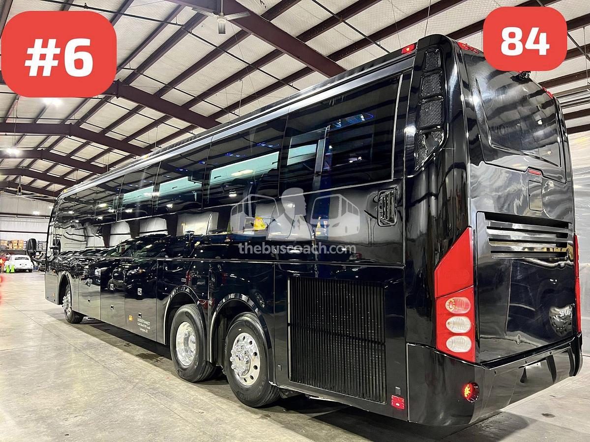 Used 2017 VOLVO 9700