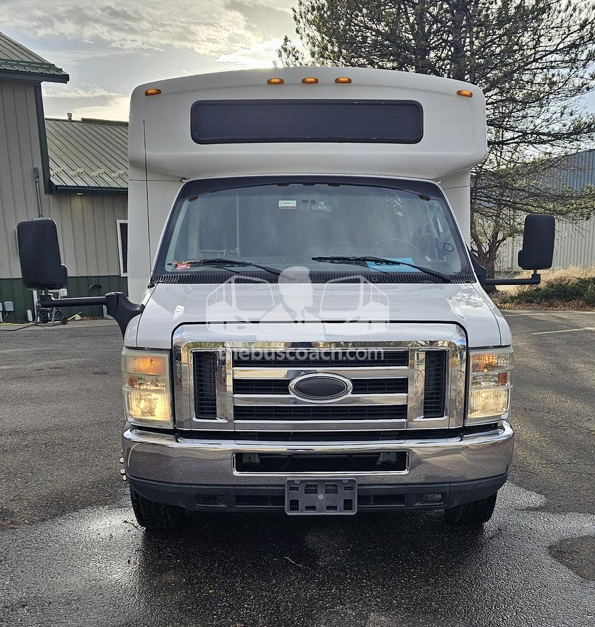 Used 2015 CHAMPION E450 Challenger