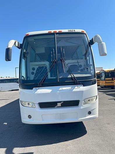 Used 2017 VOLVO 9700