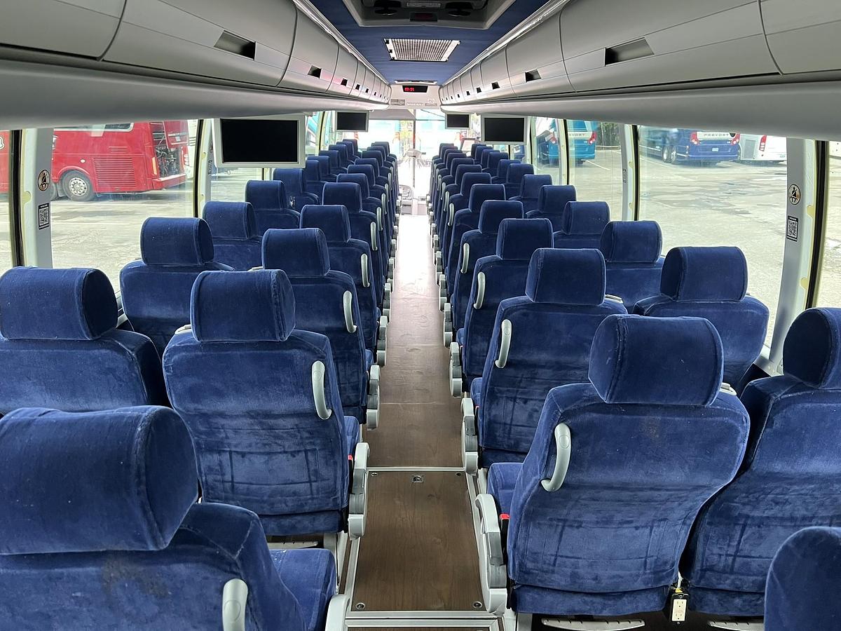 Used 2016 VOLVO 9700