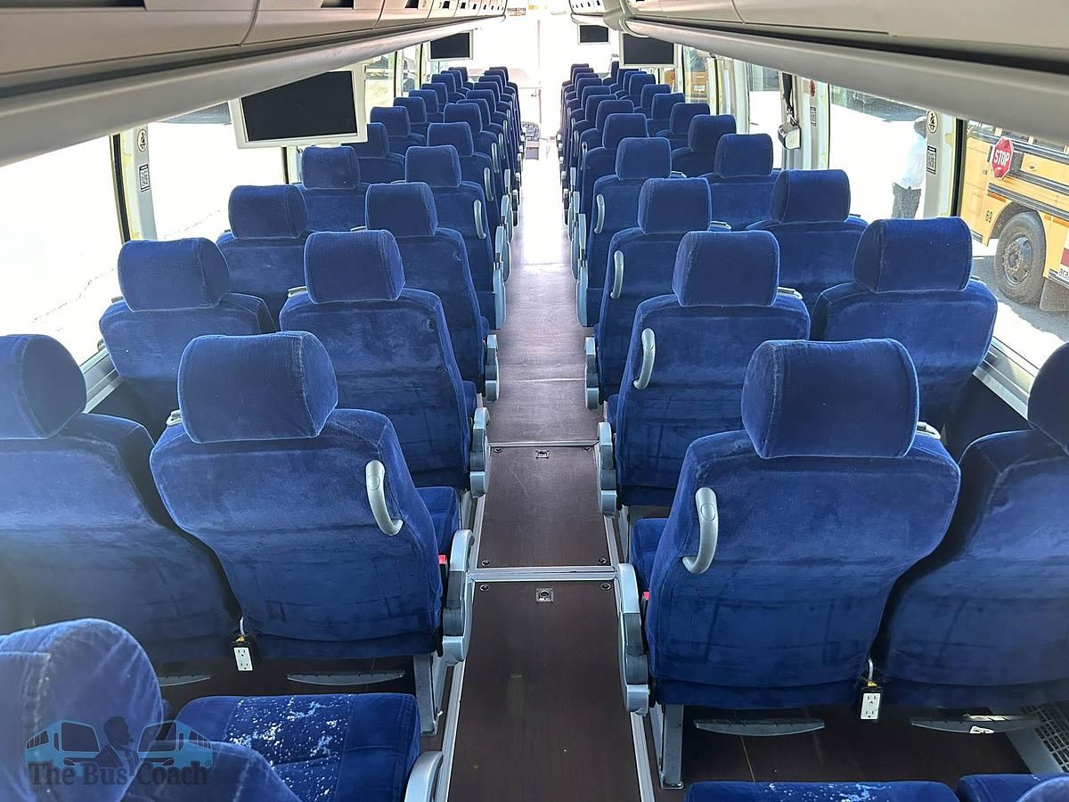 Used 2016 VOLVO 9700