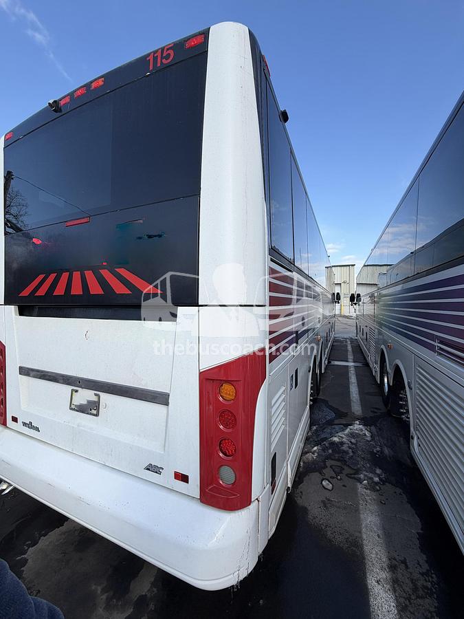 Used 2015 VAN HOOL CX45 ADA