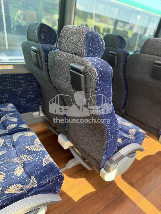 Used 2015 MCI J4500
