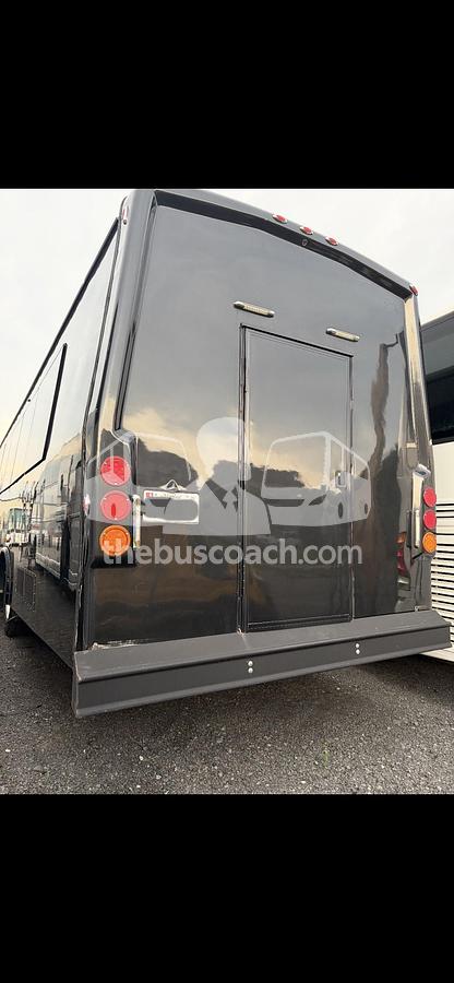 Used 2018 FREIGHTLINER M2