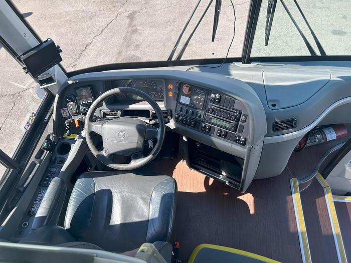 Used 2017 VOLVO 9700