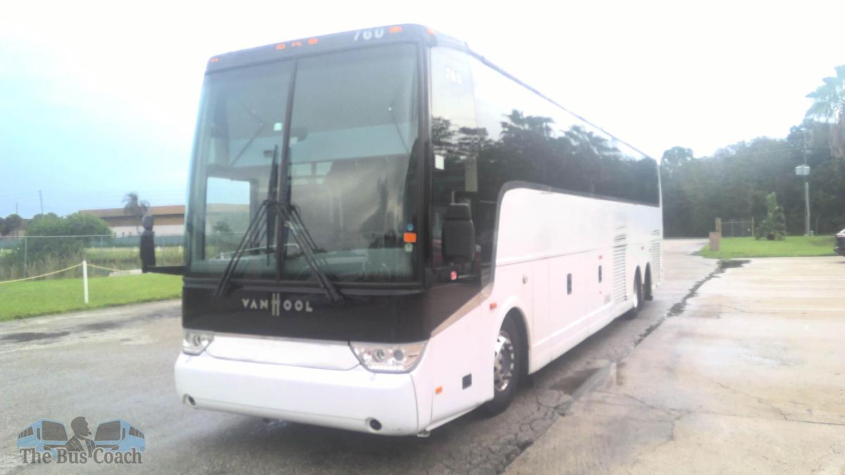 Used 2014 VAN HOOL TX45