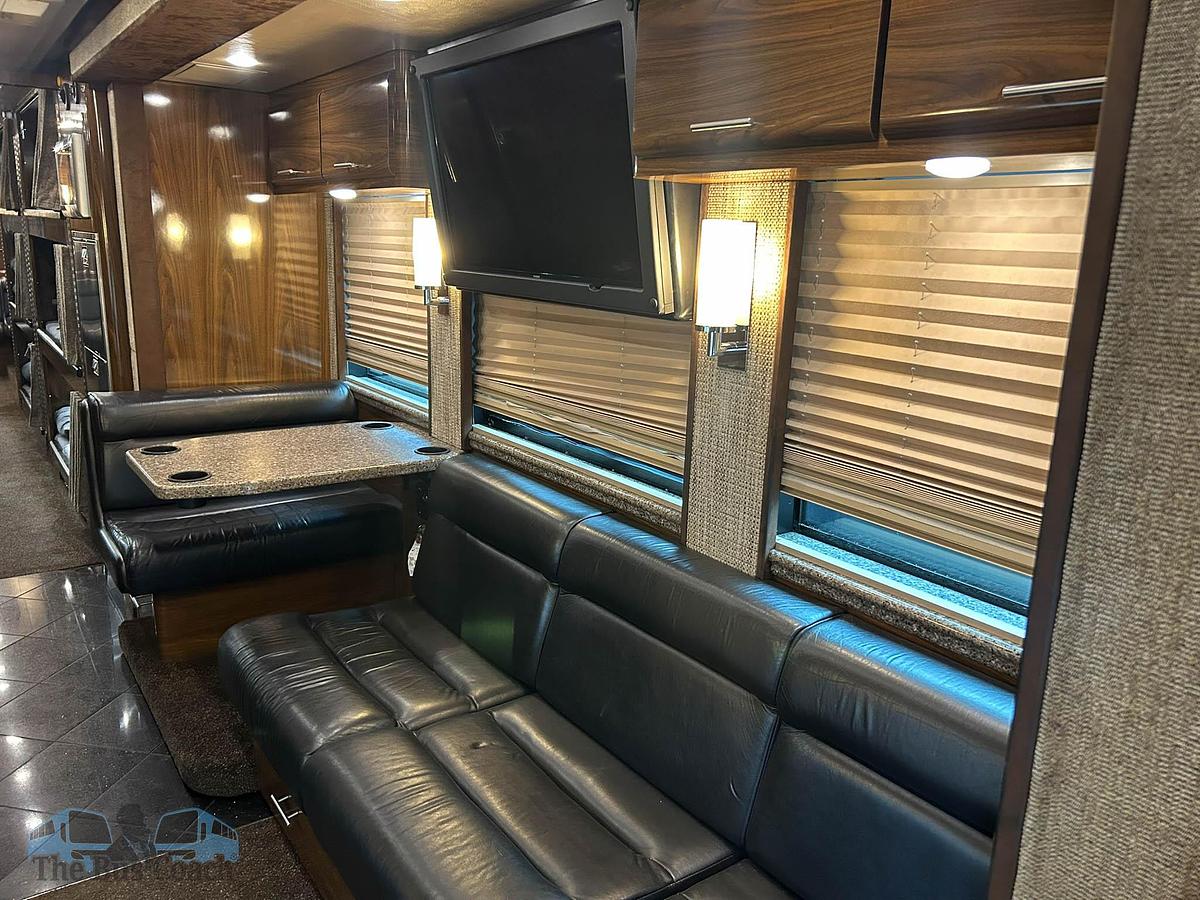 Used 2008 PREVOST XLII