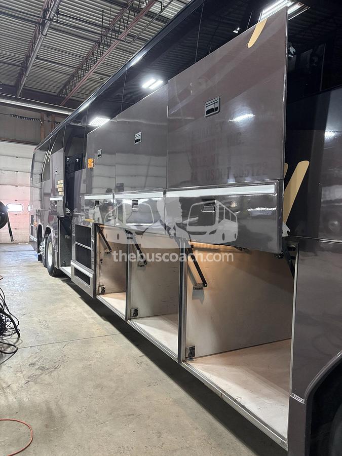 Used 2008 PREVOST H3-45