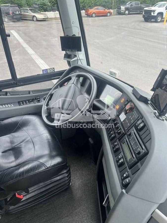 Used 2019 VOLVO 9700