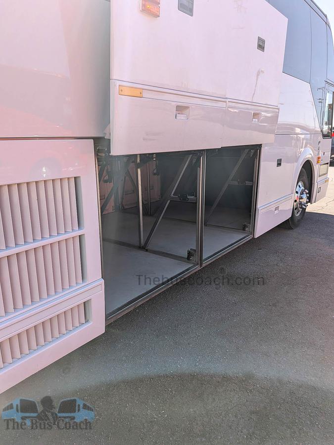 Used 2019 PREVOST H3-45