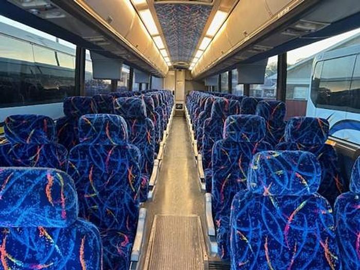 Used 2003 MCI J4500