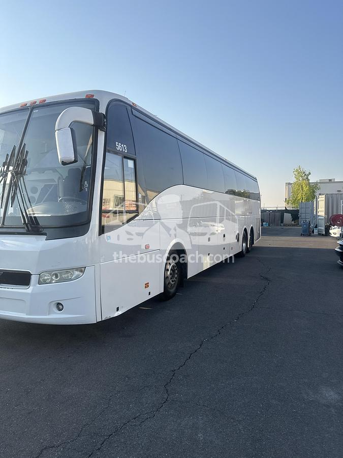 Used 2016 VOLVO 9700