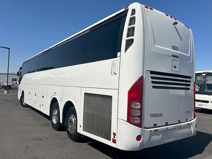 Used 2017 VOLVO 9700