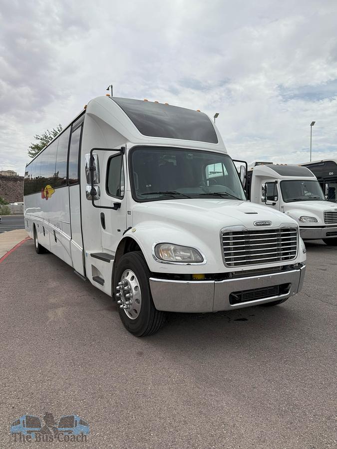Used 2019 FREIGHTLINER EG40