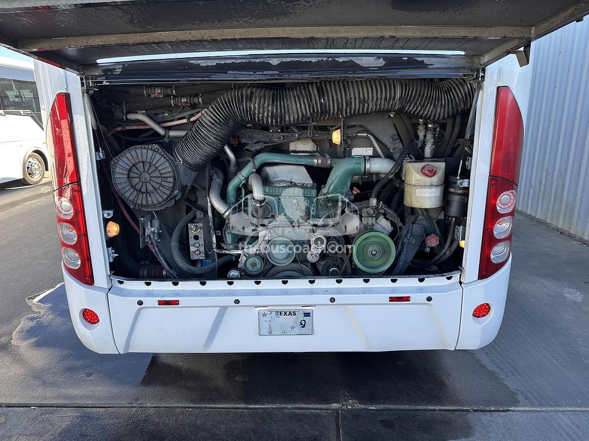 Used 2017 VOLVO 9700