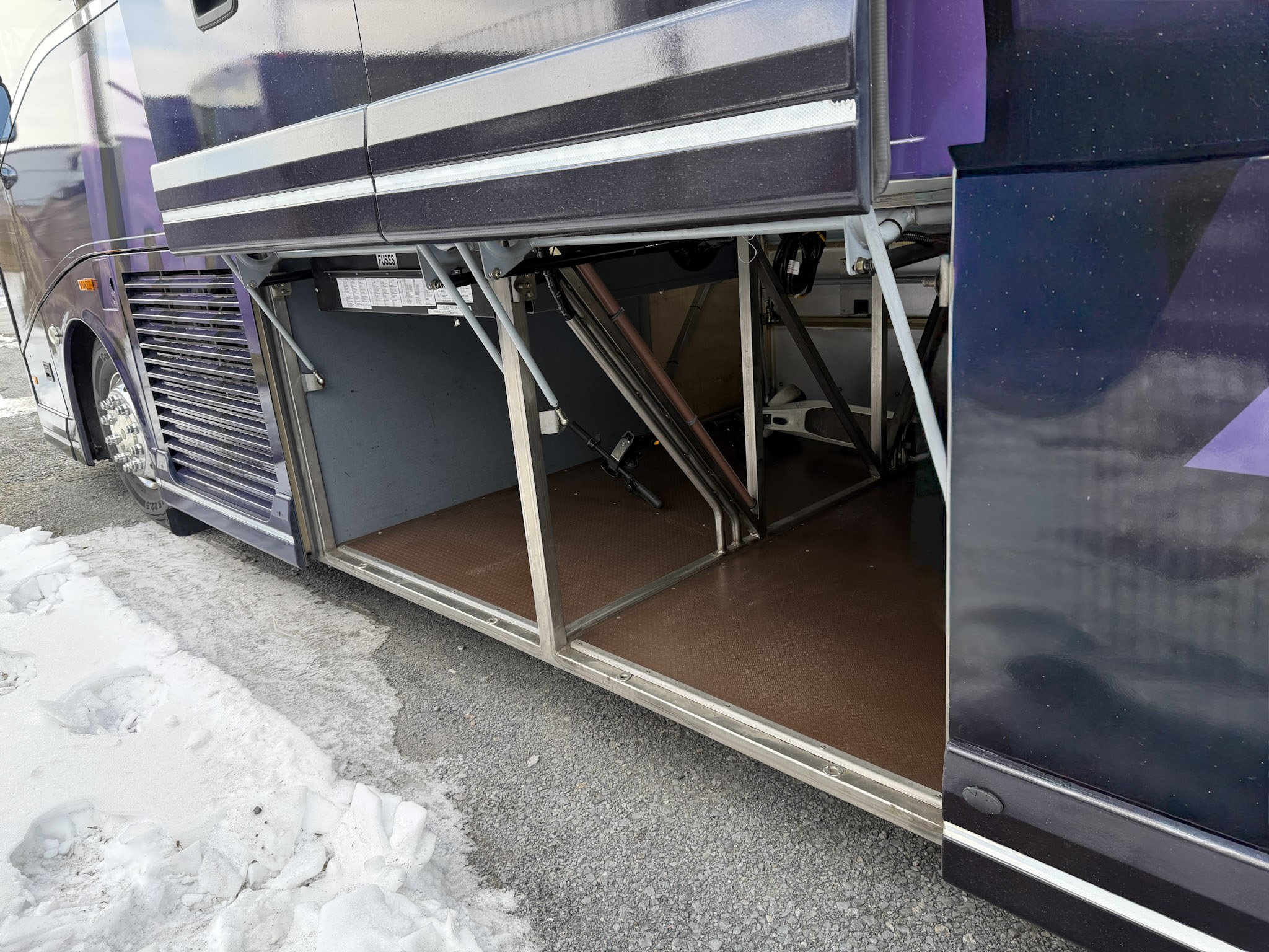 Used 2016 VAN HOOL CX35