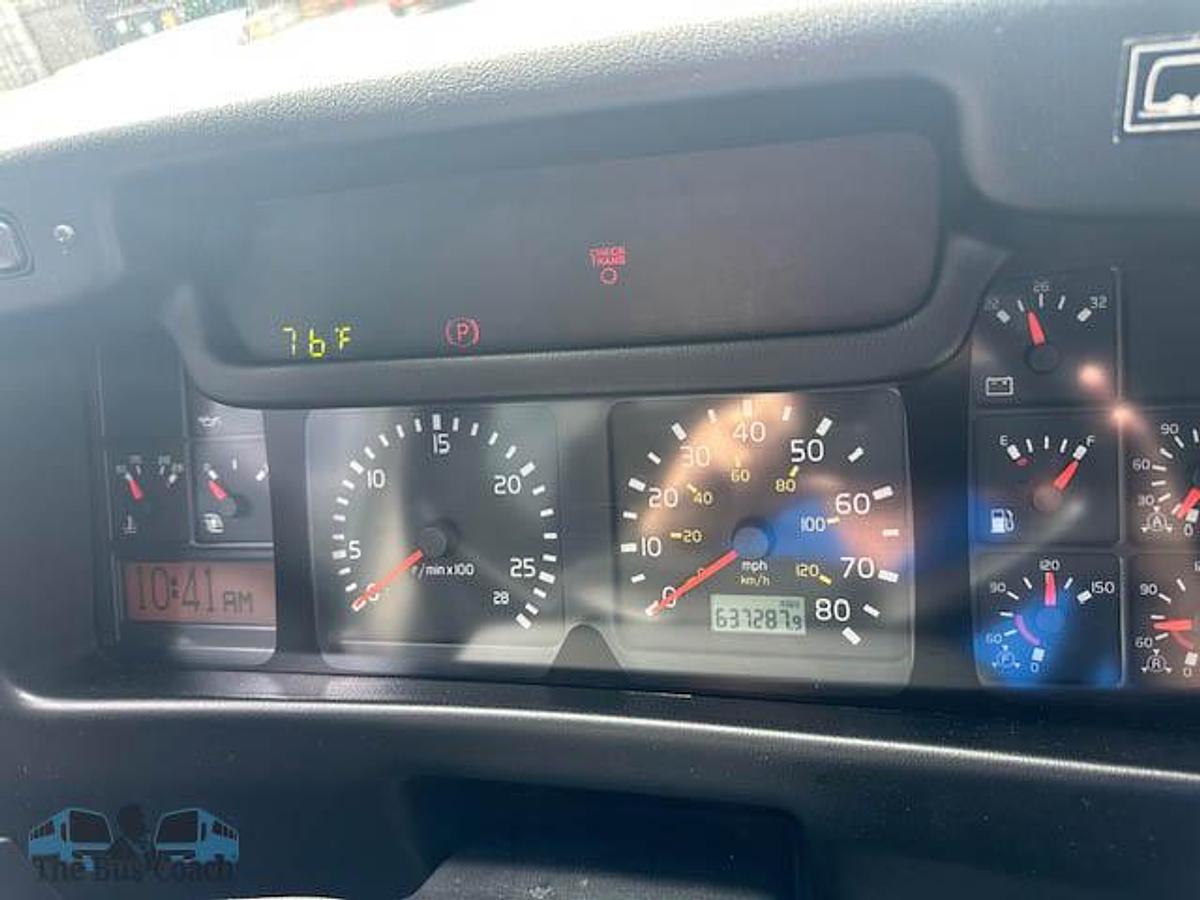 Used 2006 PREVOST H3-45