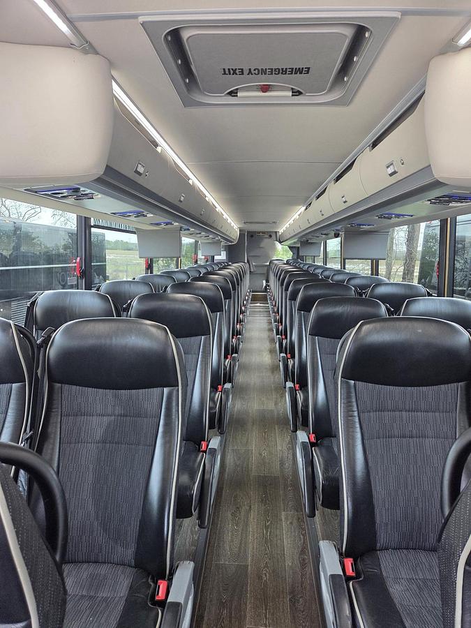 Used 2019 VAN HOOL CX45