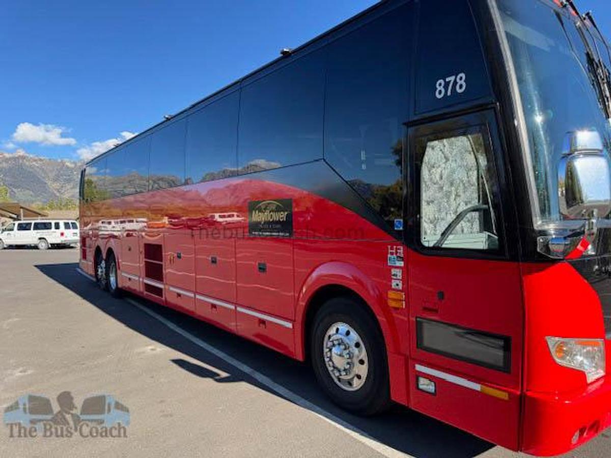 Used 2019 PREVOST H3-45