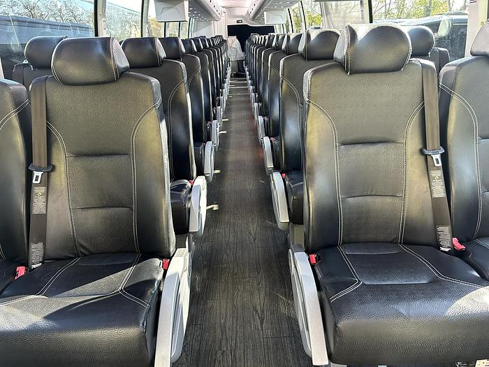 Used 2018 VOLVO 9700