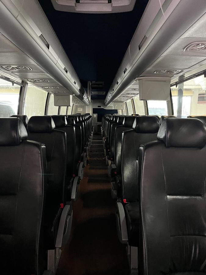 Used 2017 VOLVO 9700