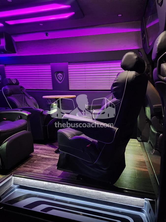 2026 Mercedes Benz 3500 Ext Family