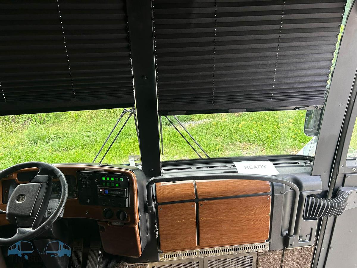 Used 2008 PREVOST XLII