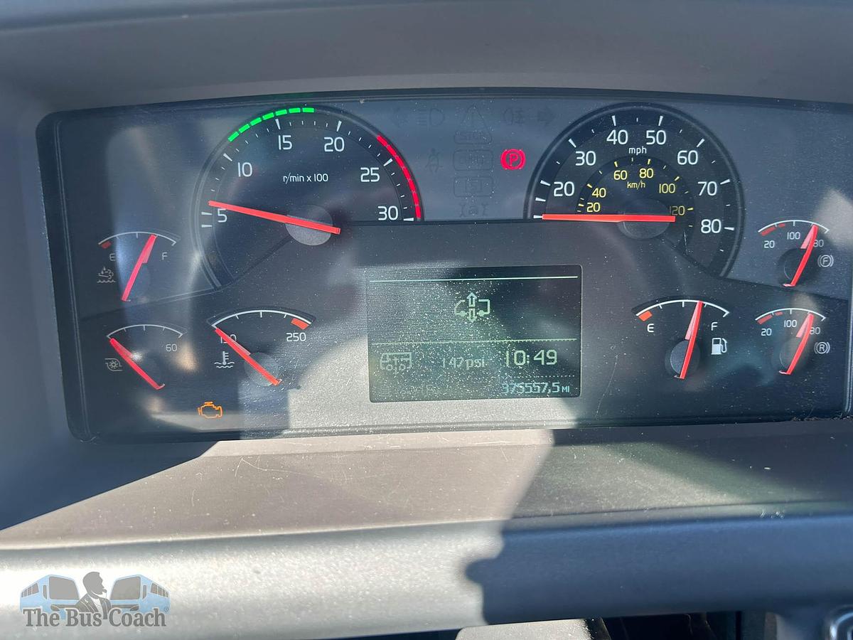 Used 2016 VOLVO 9700