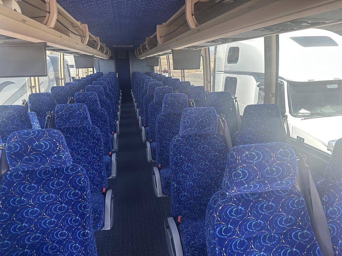 Used 2010 PREVOST H3-41