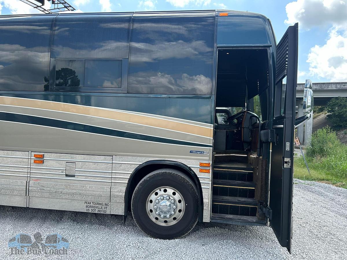 Used 2008 PREVOST XLII