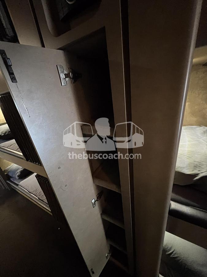 Used 2006 PREVOST XLII Entertainer Willie